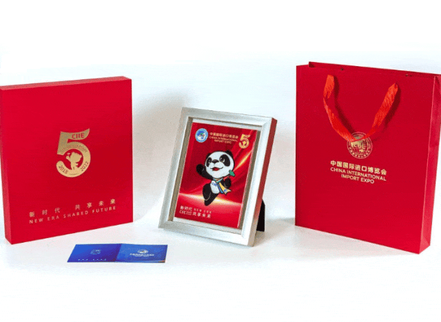 1ef544e32fa24e658252887d9b78ef52