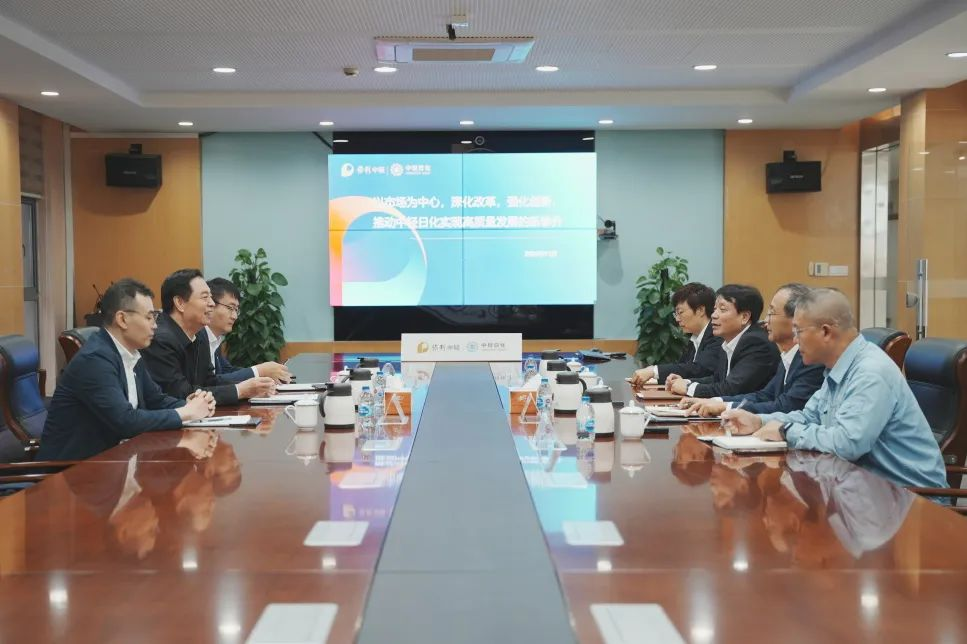 ff95129717a94cf3ad98a30b4e77a90a