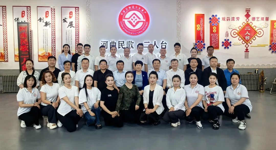 05fa335bebba46158399b17f5667f4d3